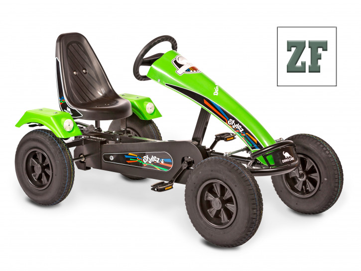 NEU - DINO CARS Stylez mit Leichtlaufreifen / Frontspoiler grün / Antrieb ZF - S213ZF